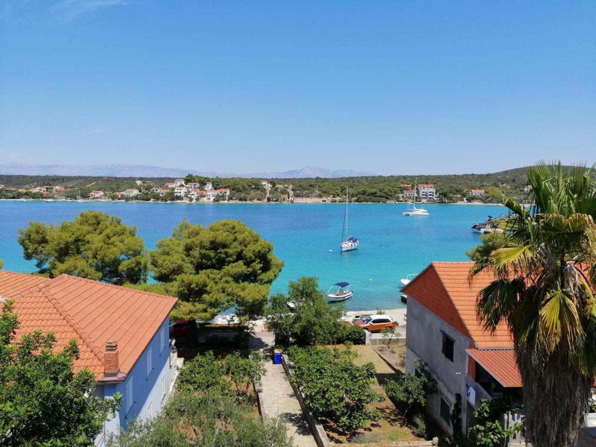 Ceratonia Apartments Lovište Eksteriør bilde