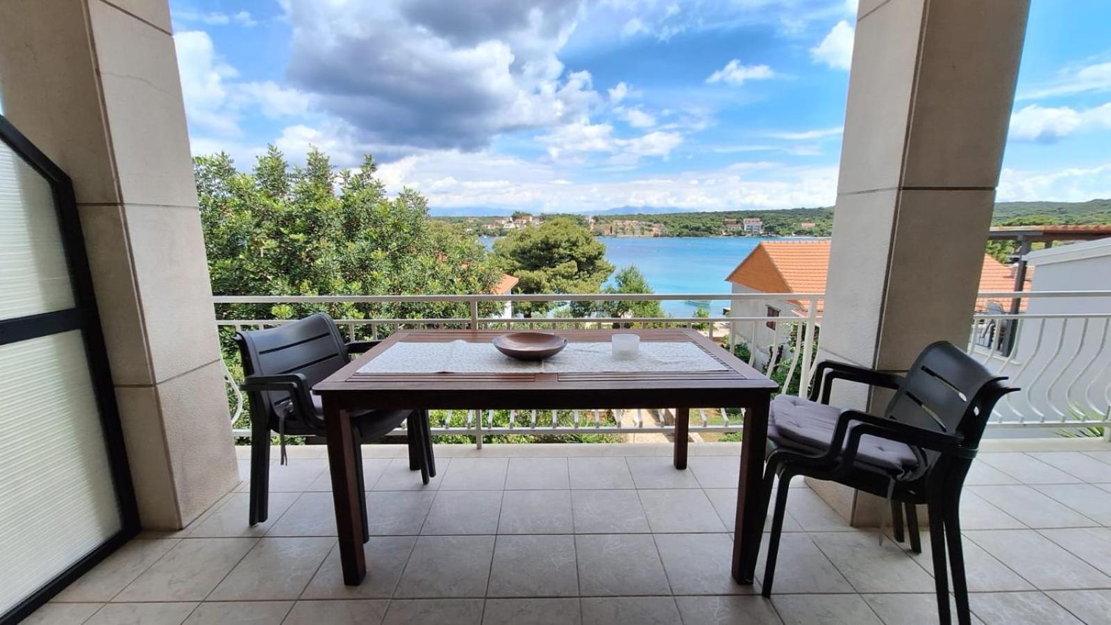 Ceratonia Apartments Lovište Eksteriør bilde