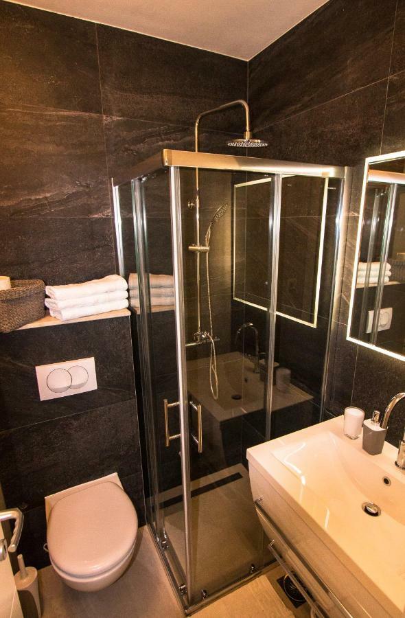 Ceratonia Apartments Lovište Eksteriør bilde
